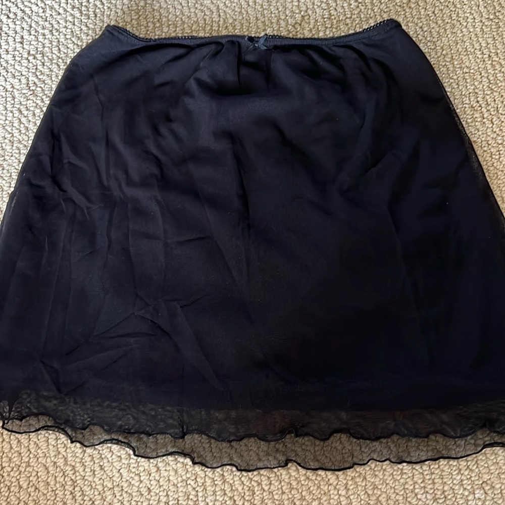 black brandy melville skirt